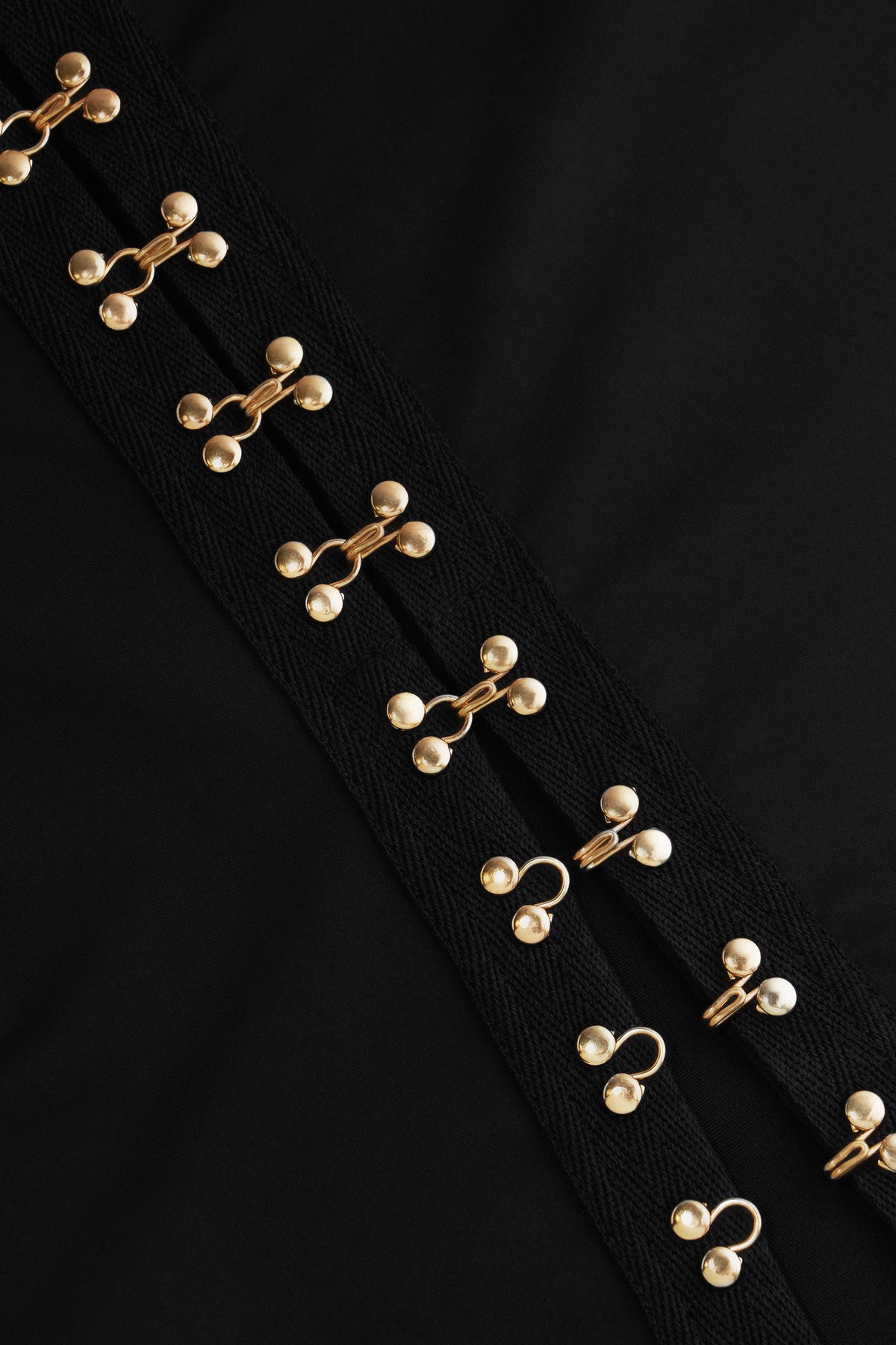 Scandale -561824- 006 - stretch midi skirt with hooks
