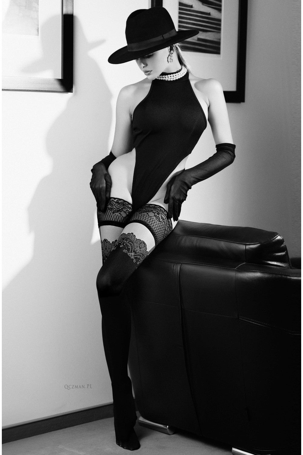 Ballerina's Secret -108- black hold ups with elegant lace tops